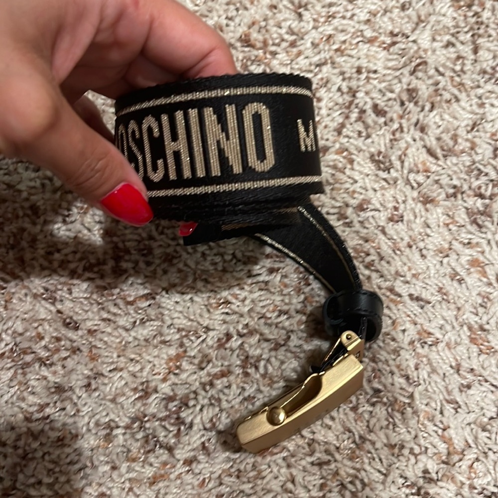 No longer in need. Brand new. Never worn.